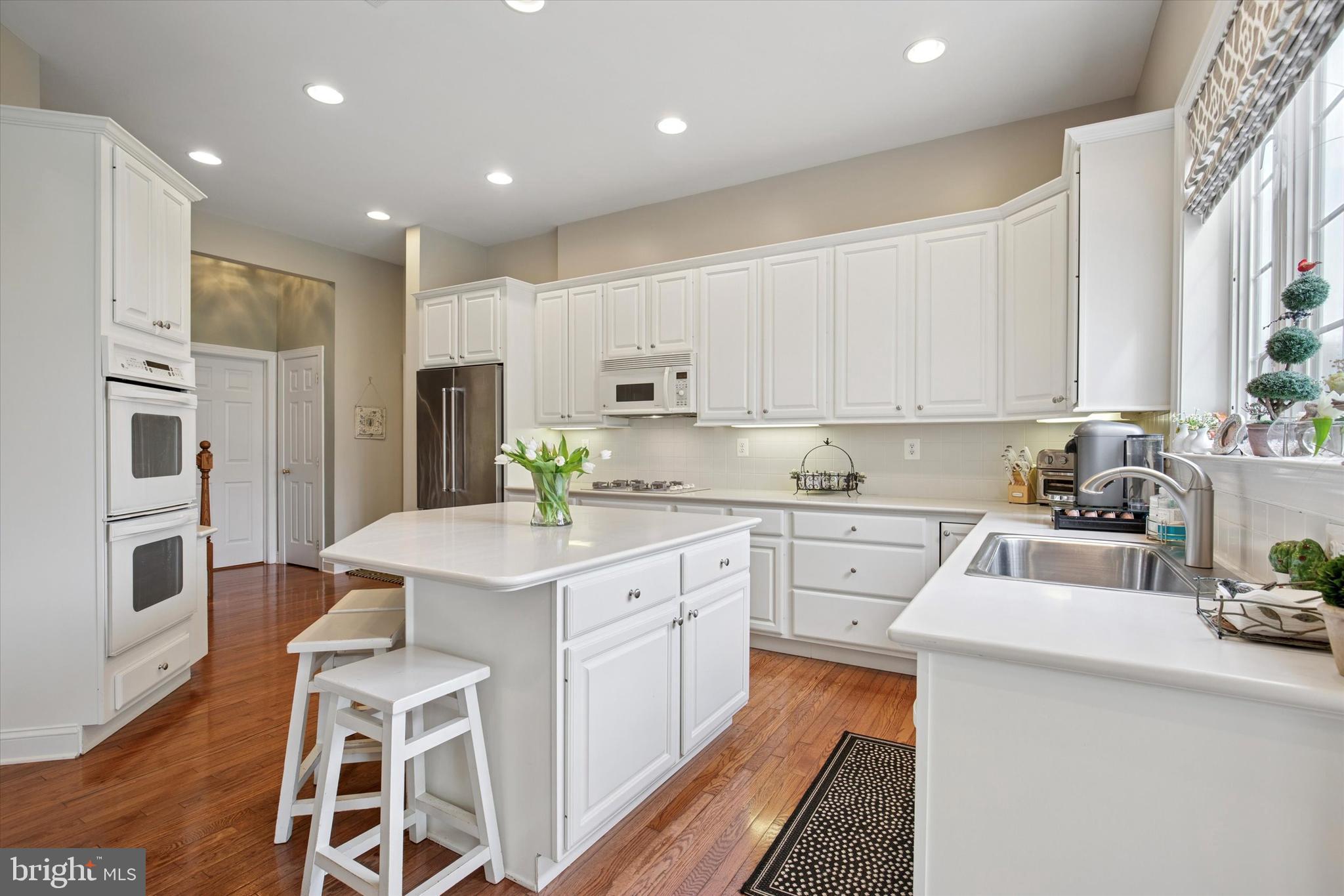 WAINWRIGHT AT WHIT - Residential