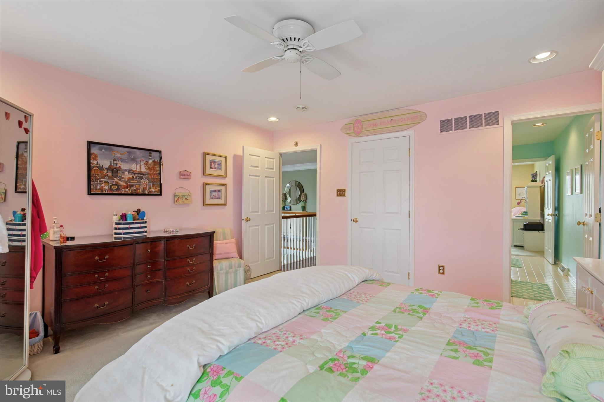 WAINWRIGHT AT WHIT - Residential