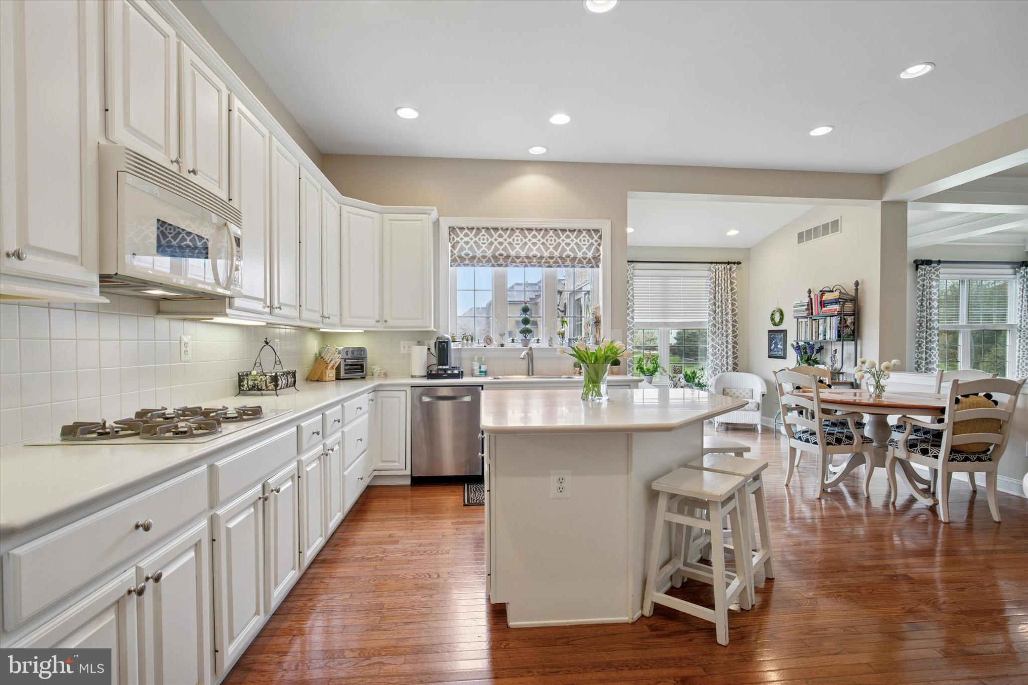 WAINWRIGHT AT WHIT - Residential