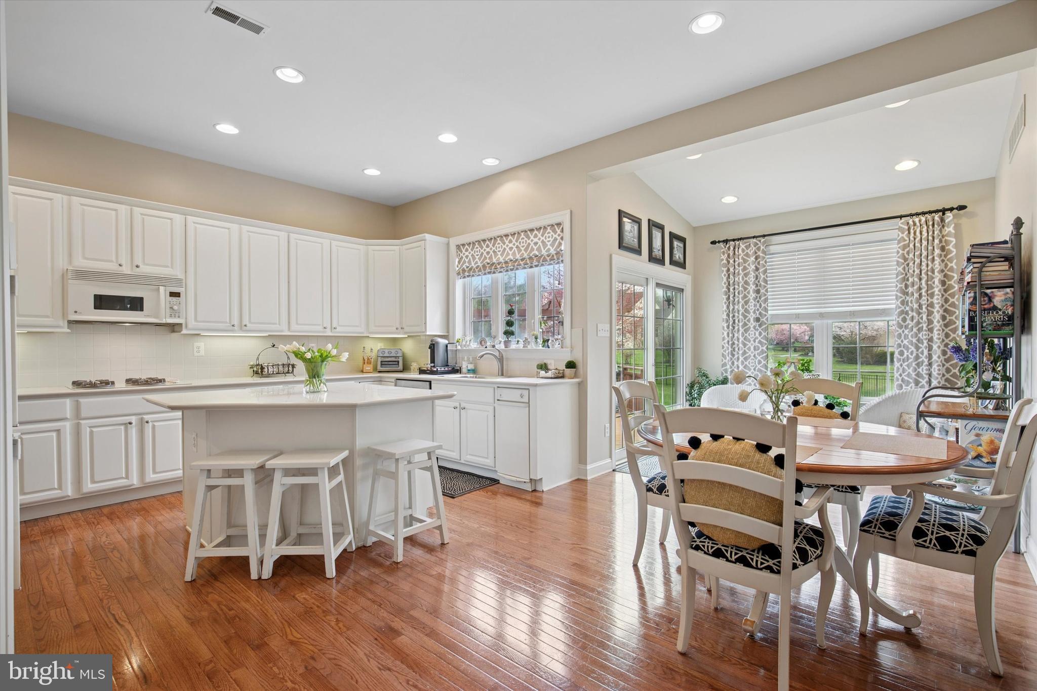 WAINWRIGHT AT WHIT - Residential