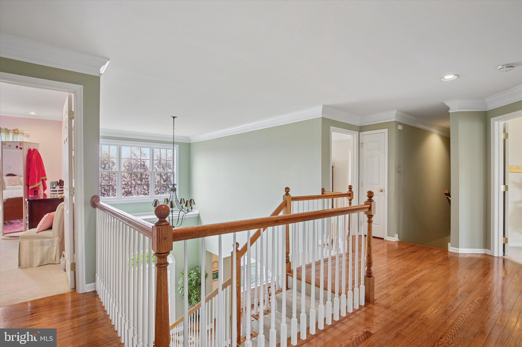 WAINWRIGHT AT WHIT - Residential