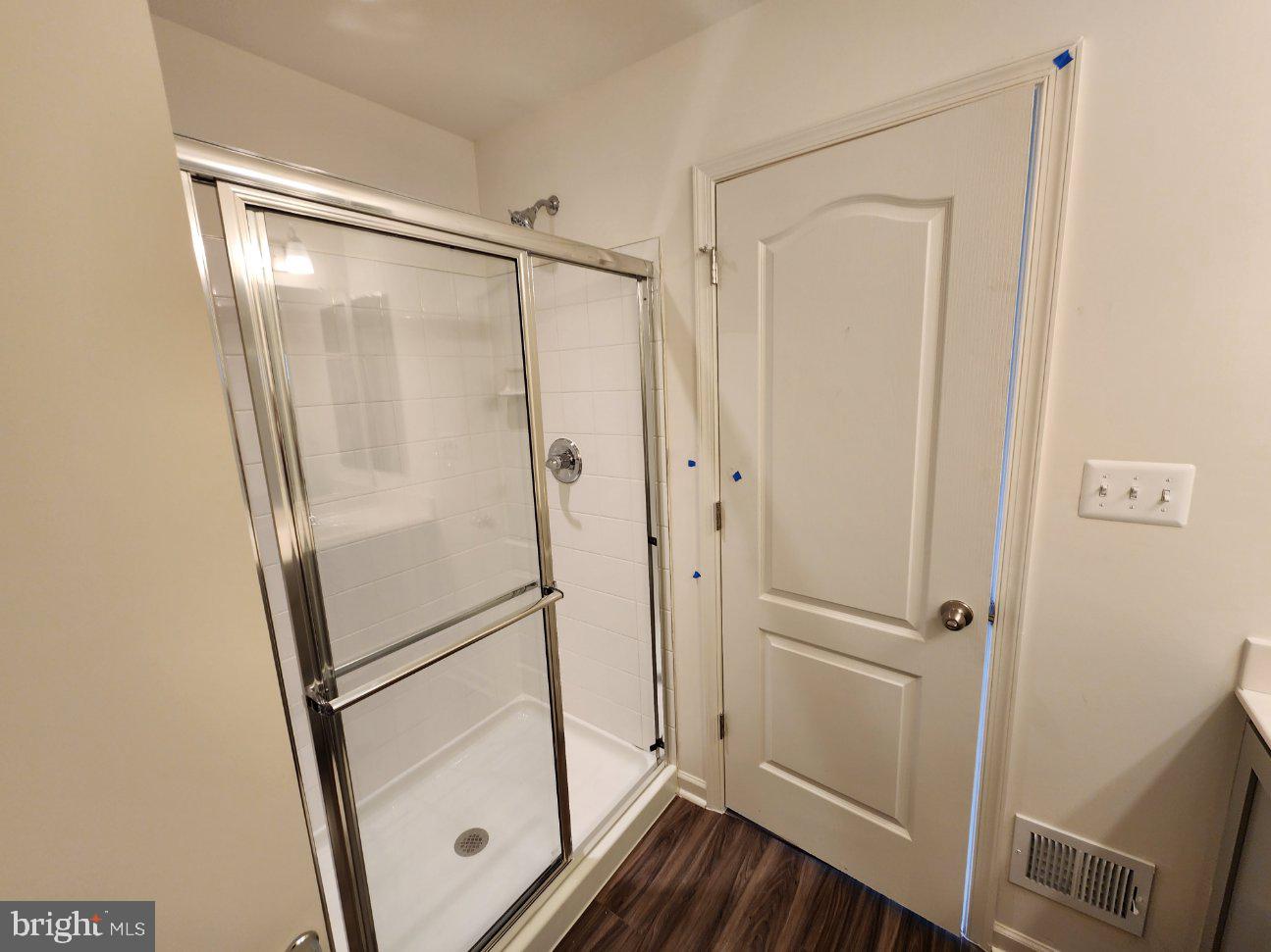 OVERLOOK AT RIVERSIDE TOWNHOMES - Residential