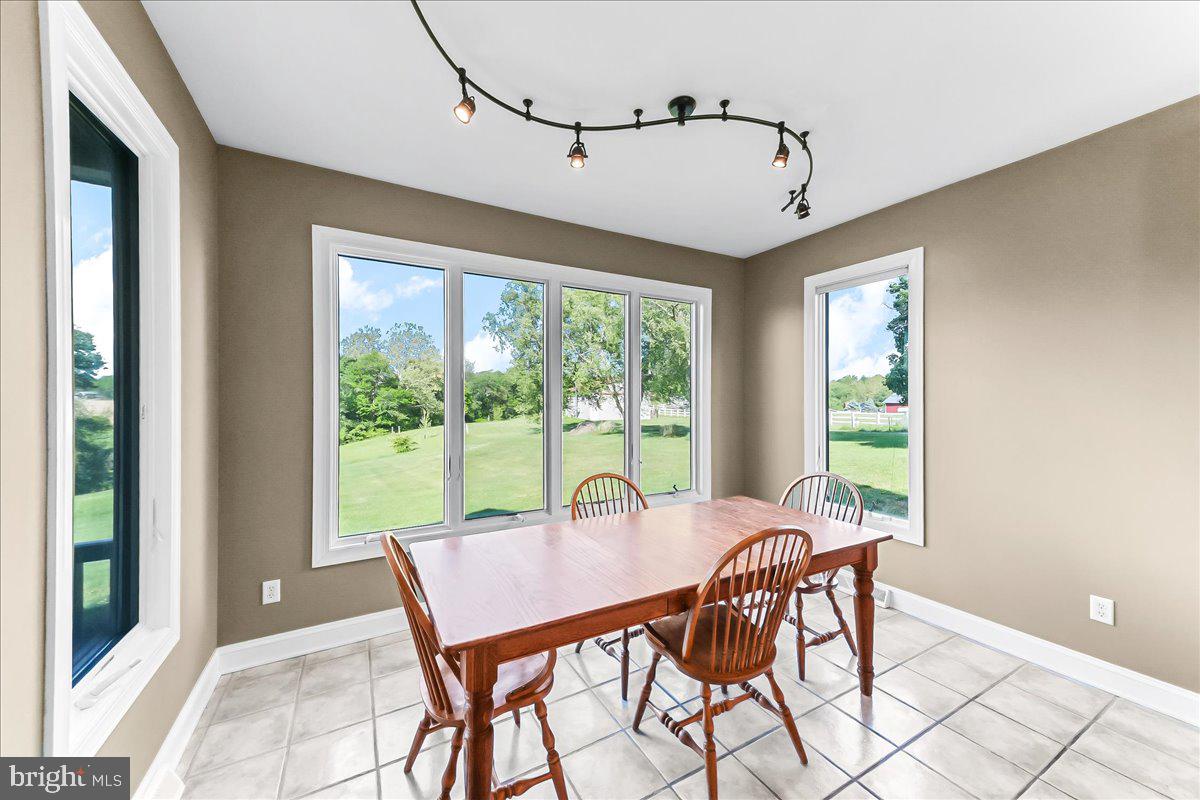 FAIR HILL - Residential