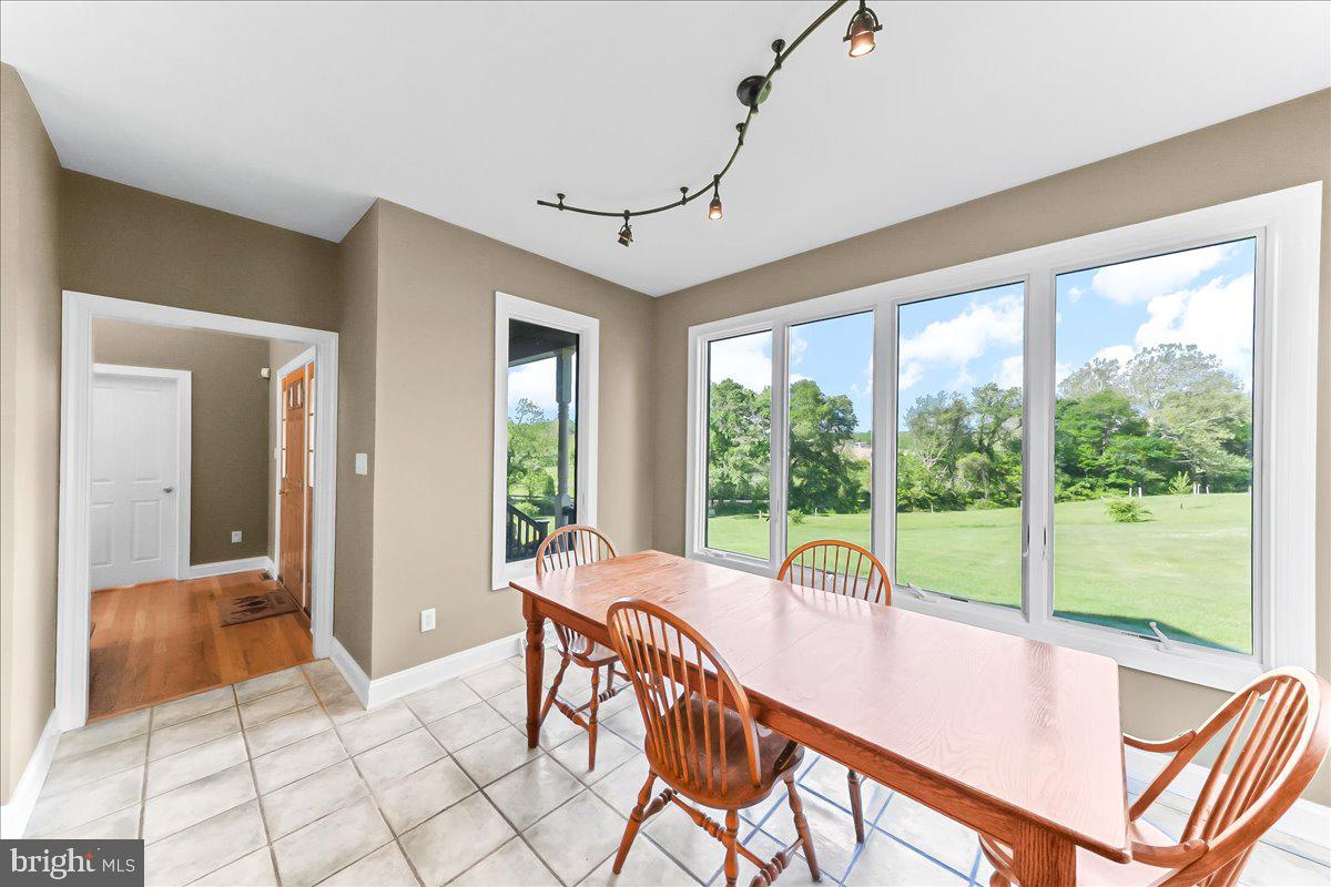 FAIR HILL - Residential