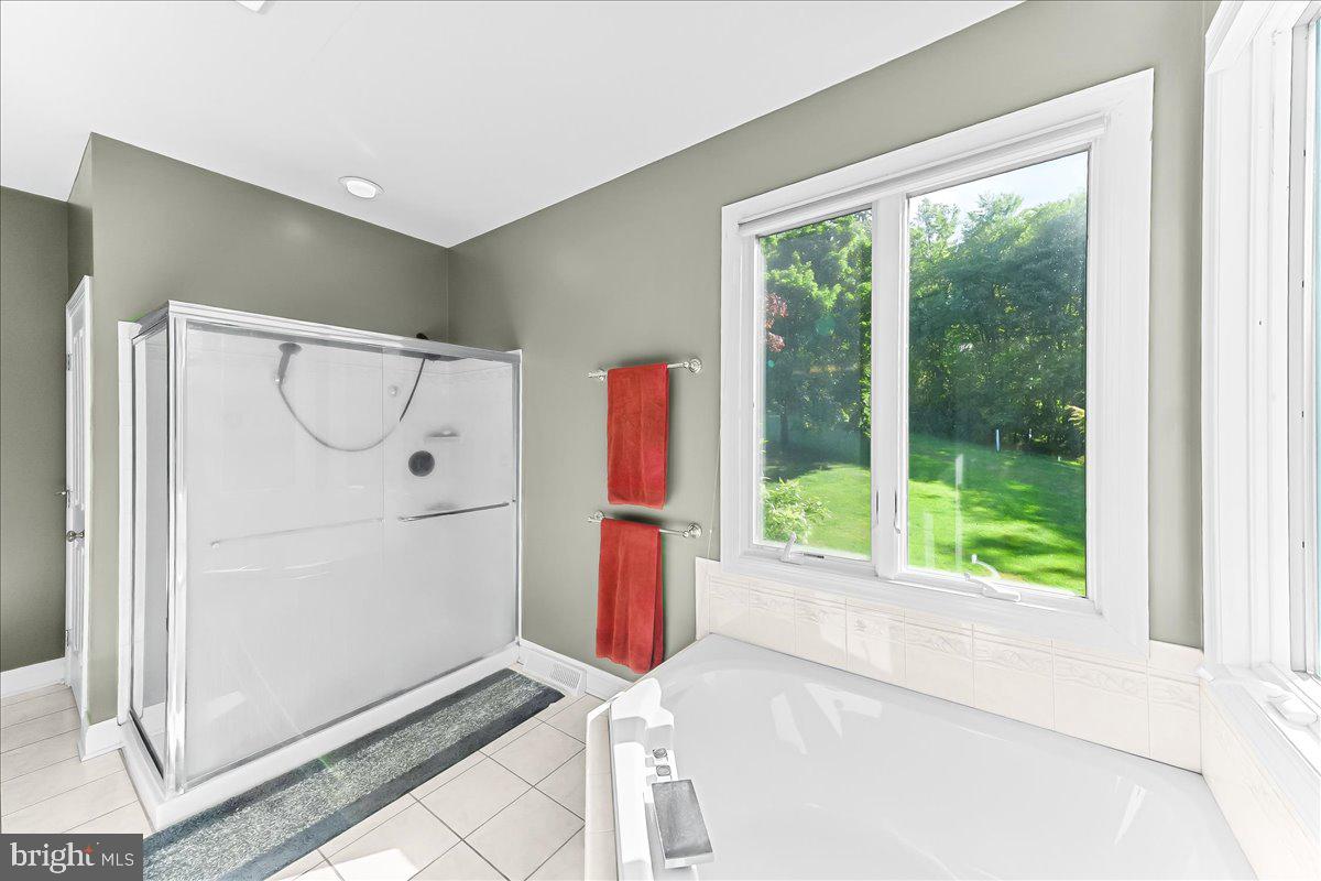 FAIR HILL - Residential
