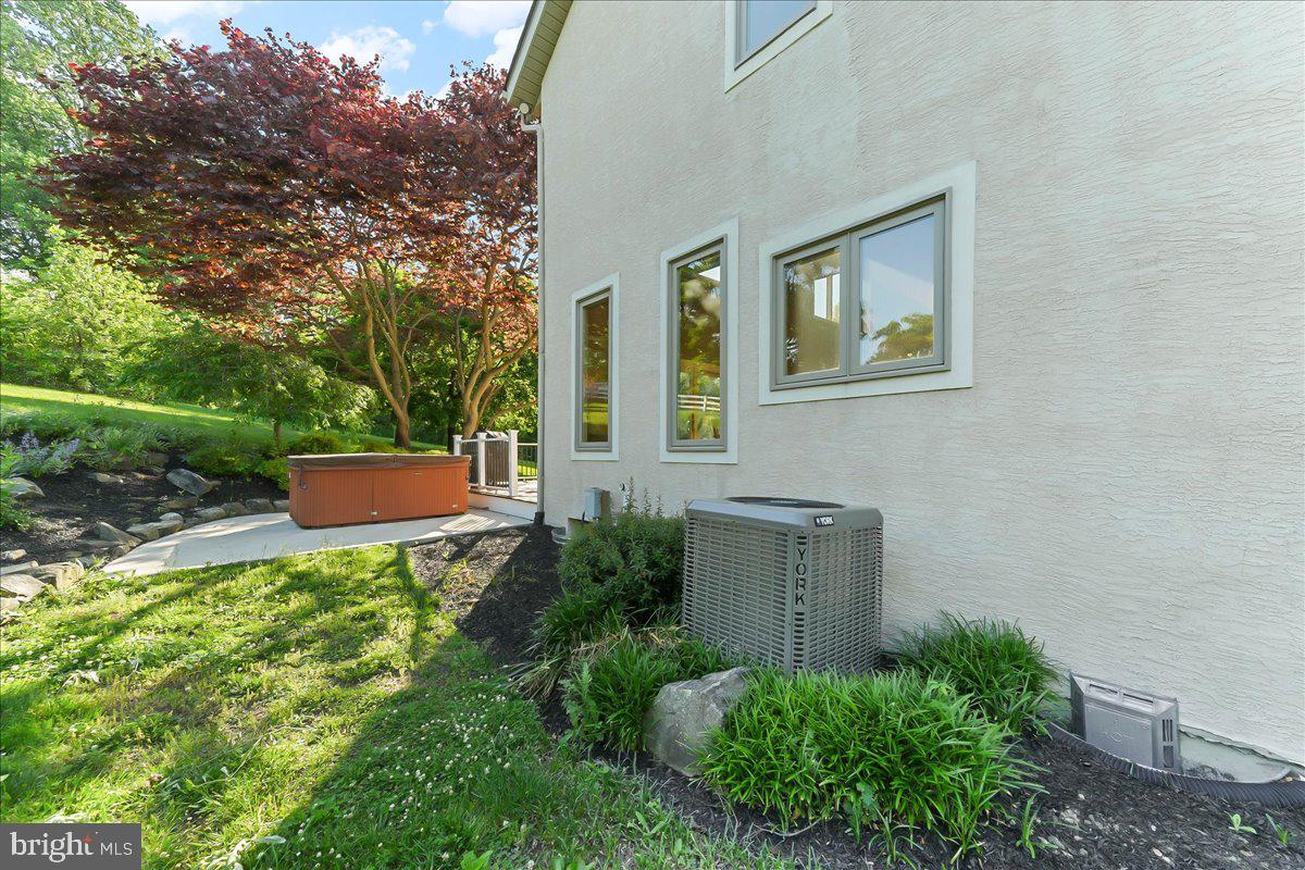 FAIR HILL - Residential