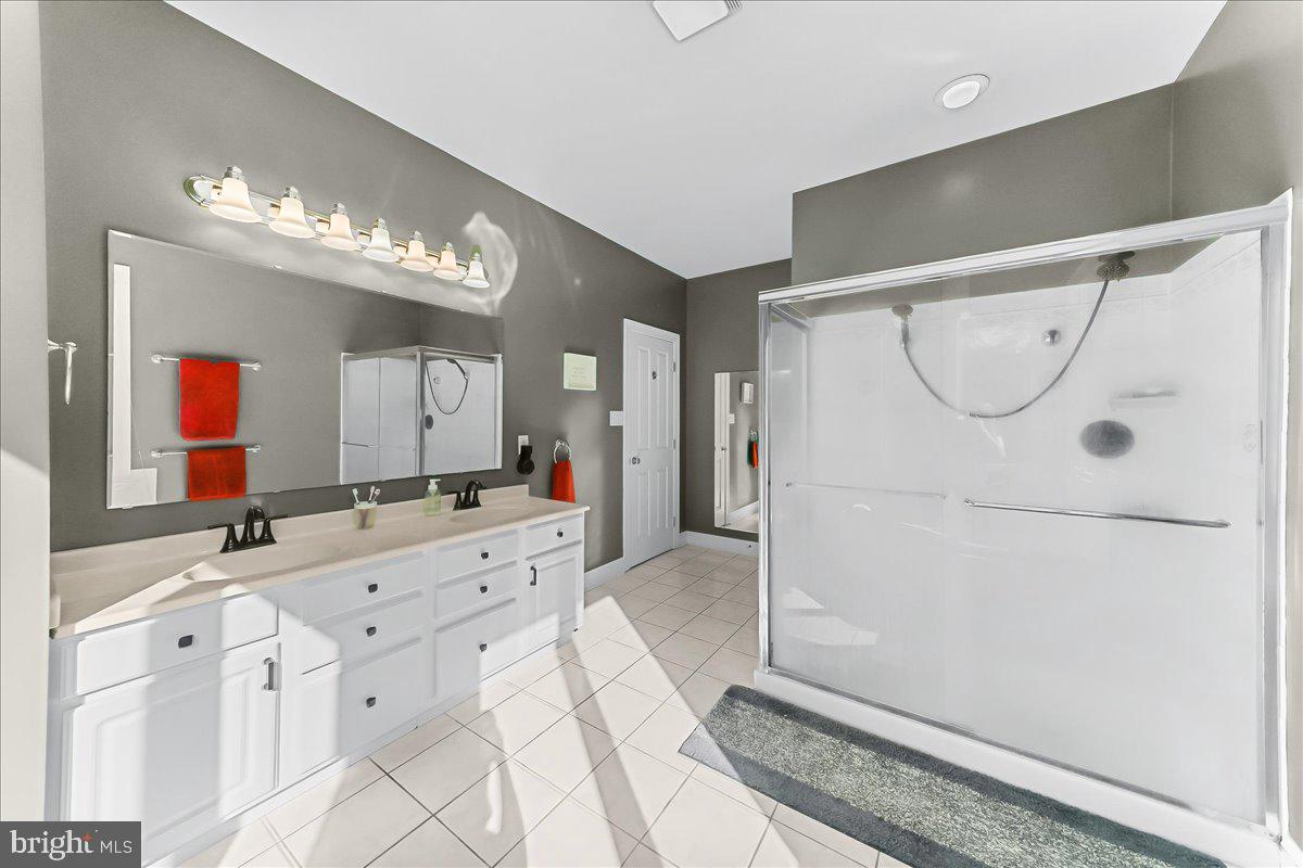 FAIR HILL - Residential