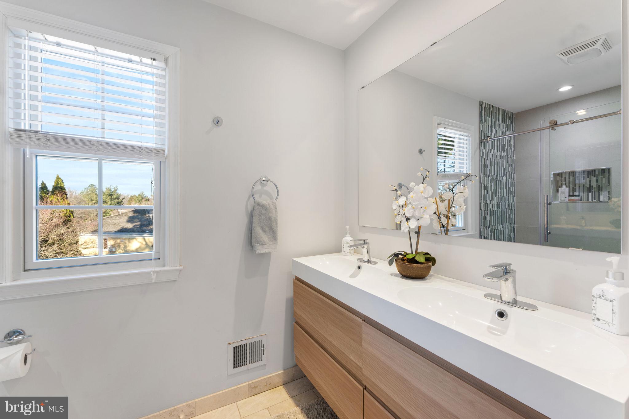 DOLLEY MADISON ESTATES - Residential