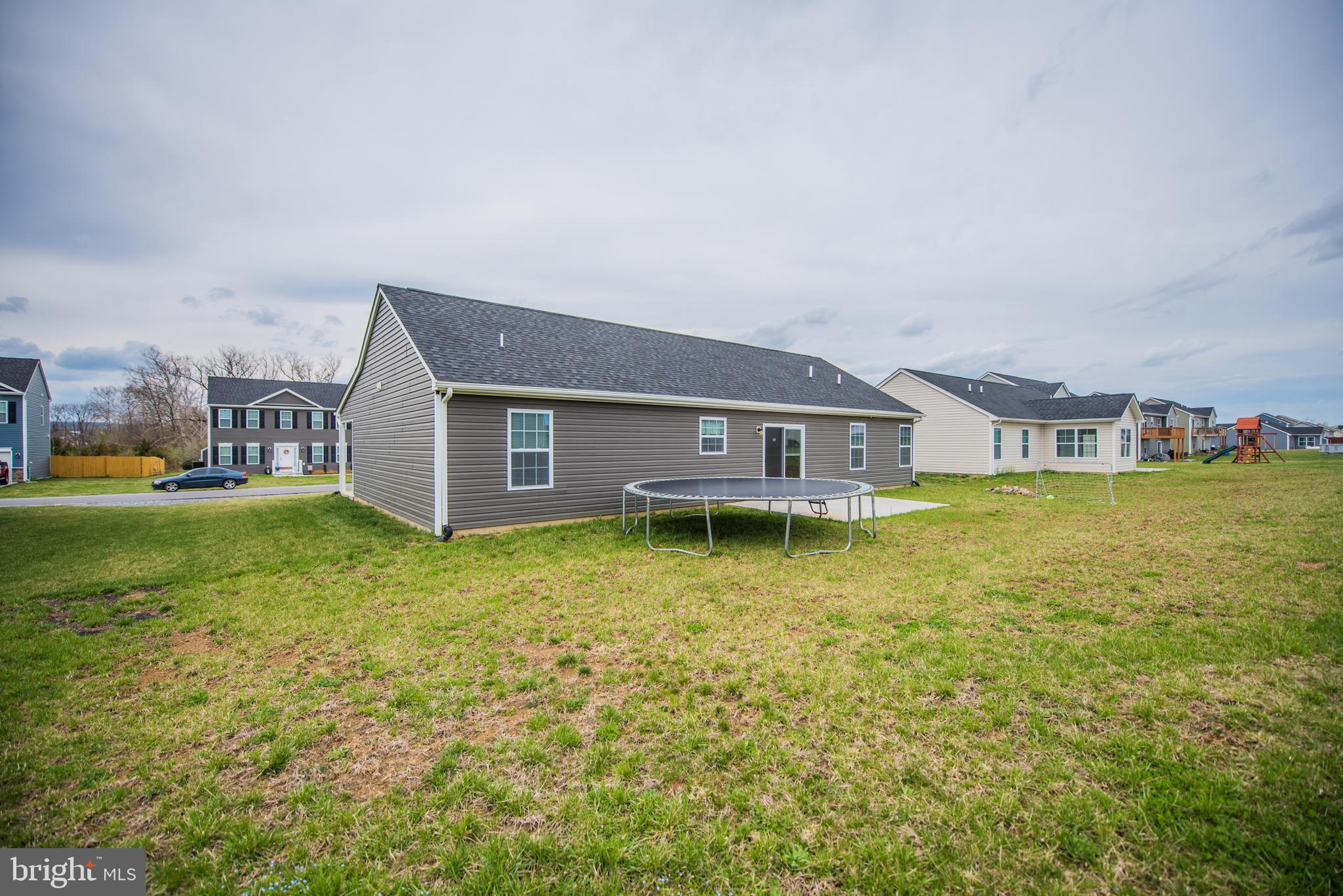 SPRING HILL - Residential