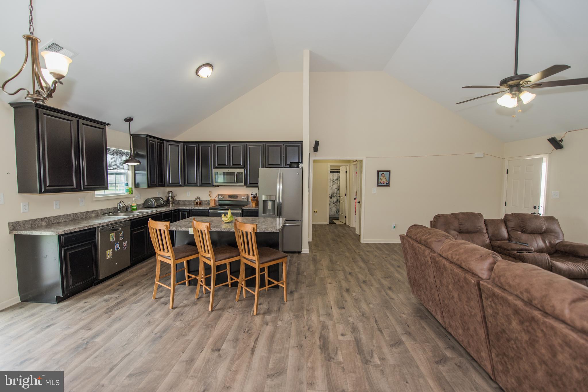 SPRING HILL - Residential