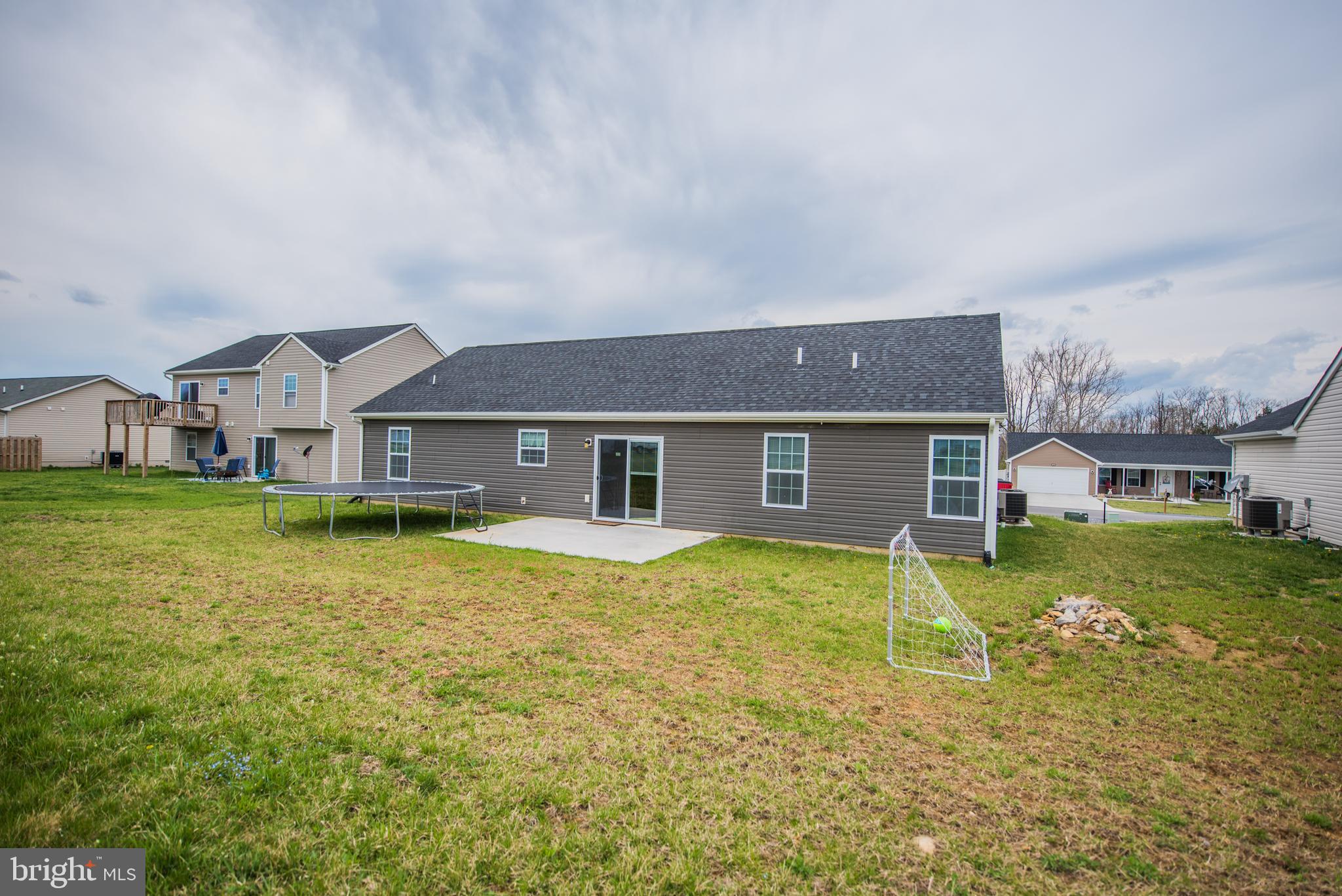 SPRING HILL - Residential