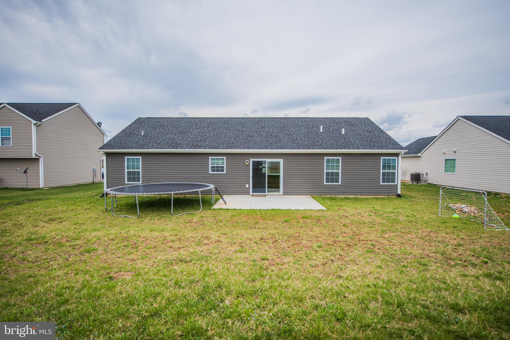 SPRING HILL - Residential