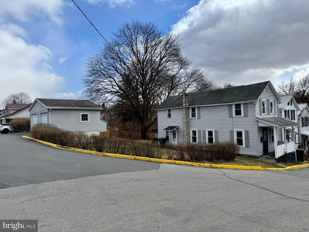 Photo of 107 S Ridge Street, BELLEFONTE, PA 16823 (MLS # PACE2517334)