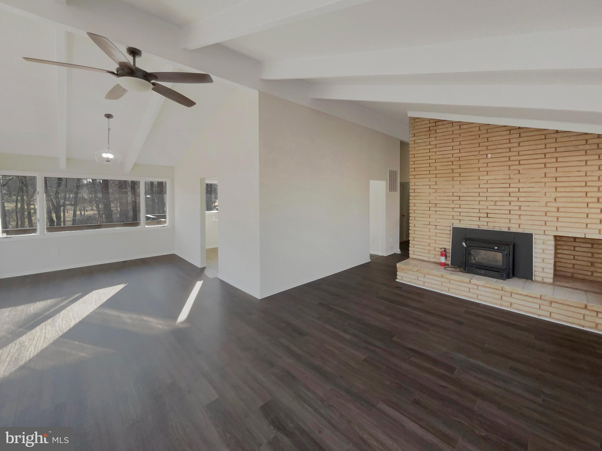 LAWNVALE ESTATES - Residential