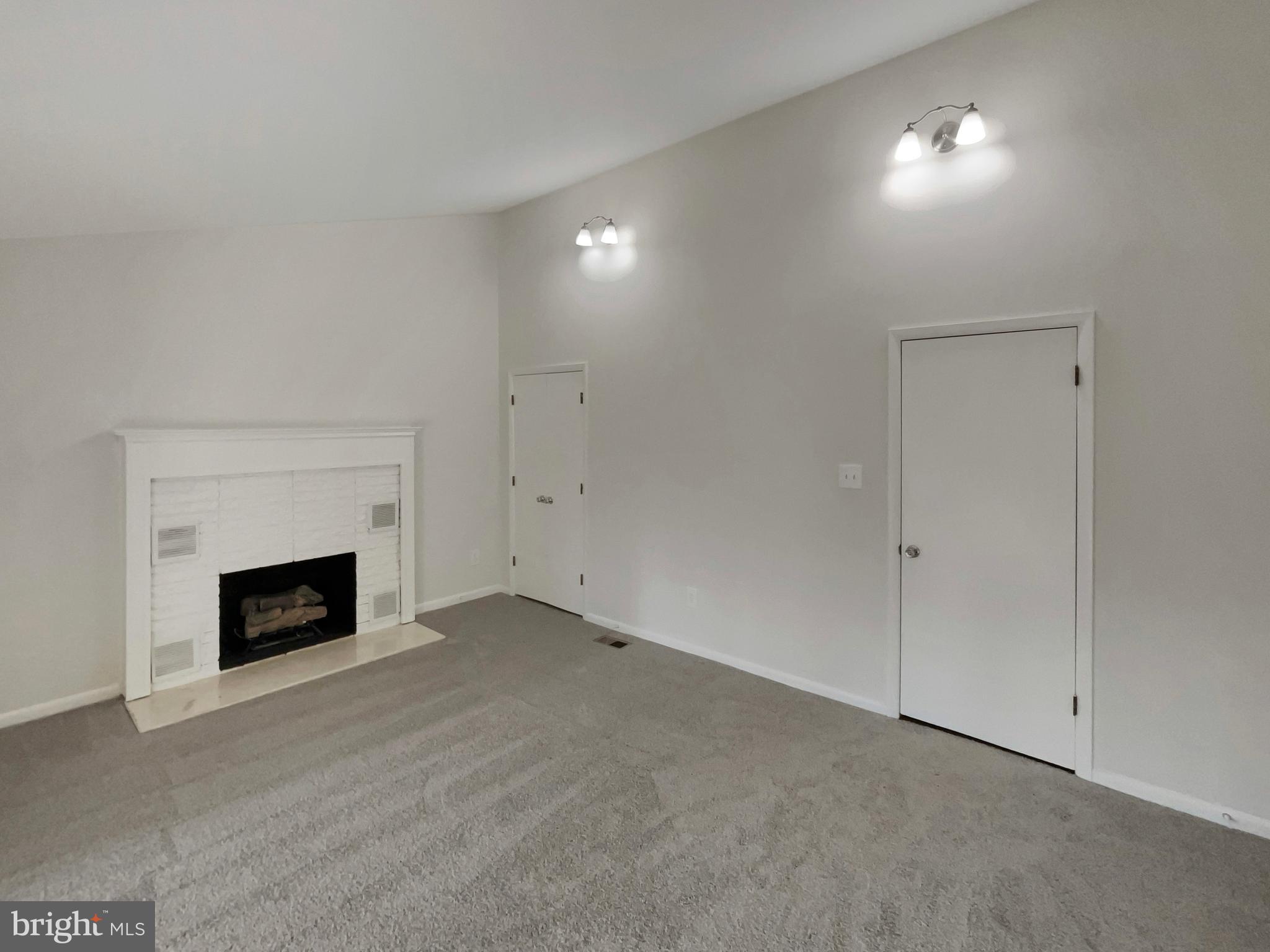 LAWNVALE ESTATES - Residential