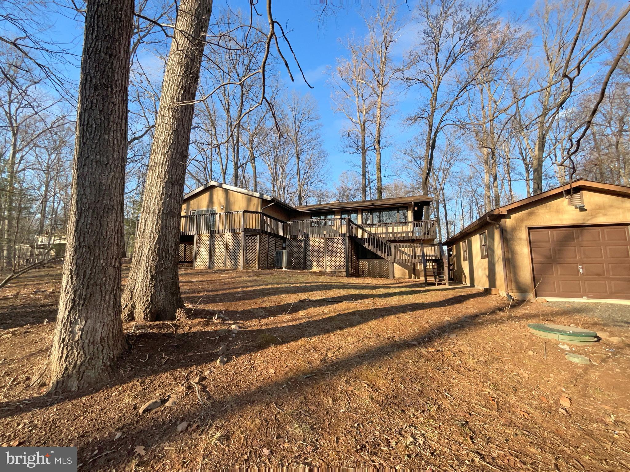 LAWNVALE ESTATES - Residential