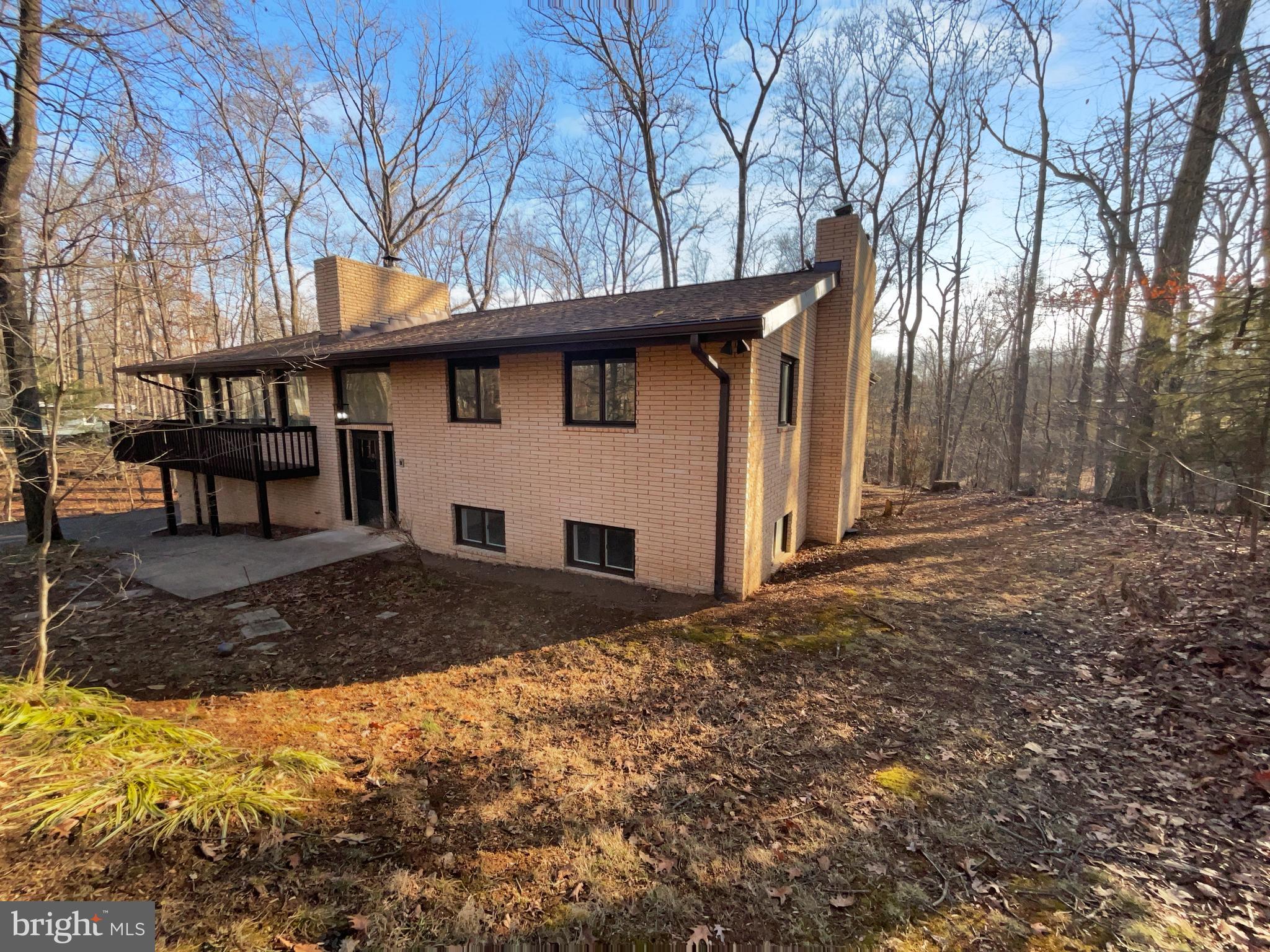 LAWNVALE ESTATES - Residential