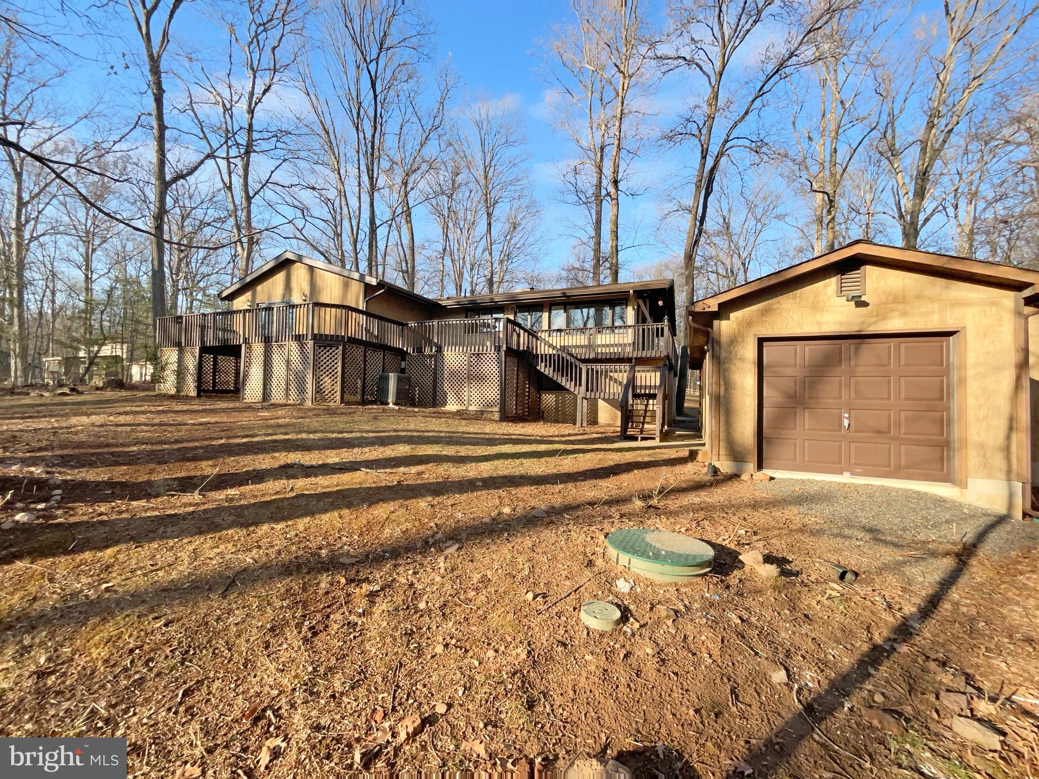 LAWNVALE ESTATES - Residential