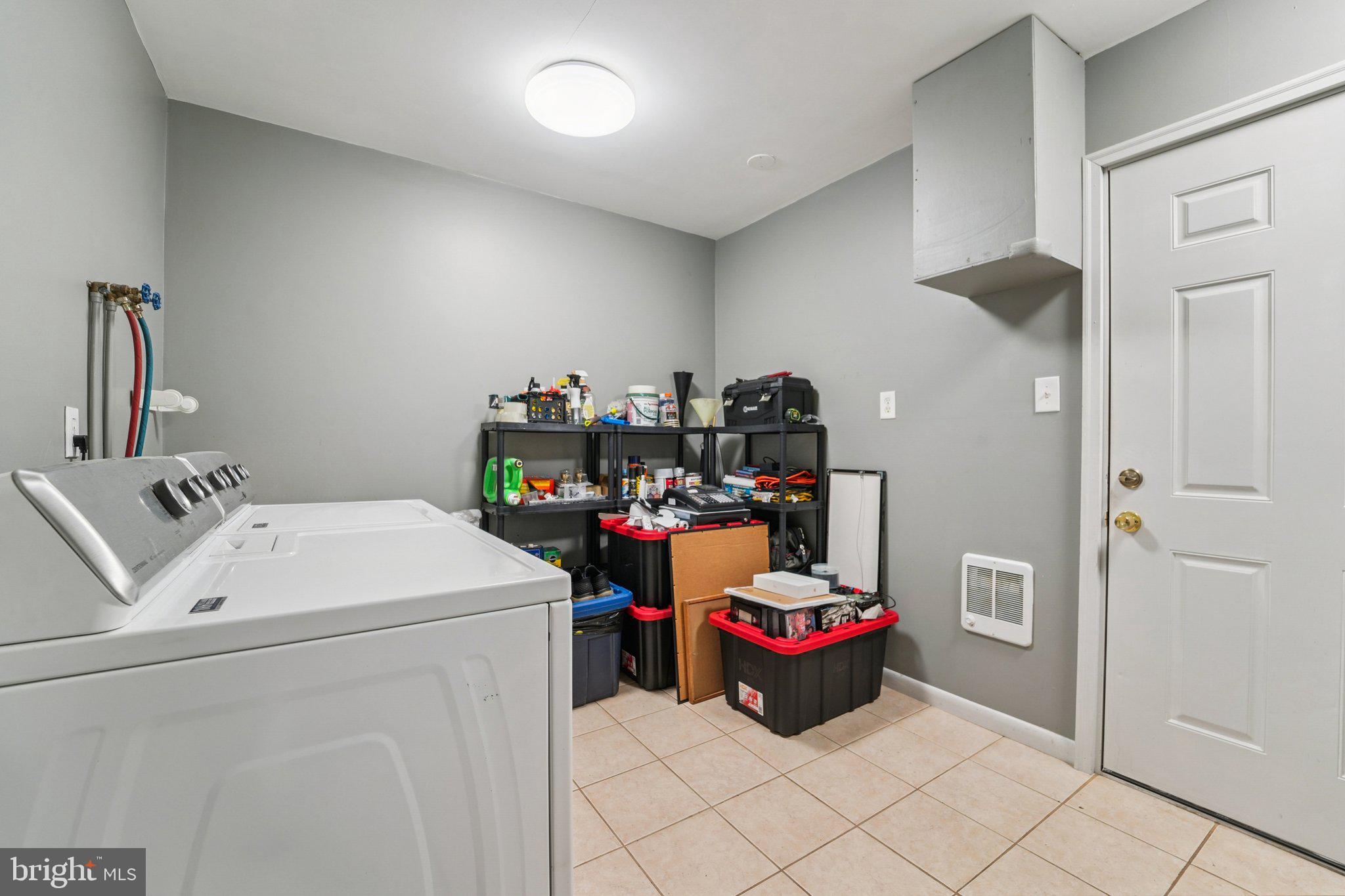 BLUE RIDGE MANOR - Residential