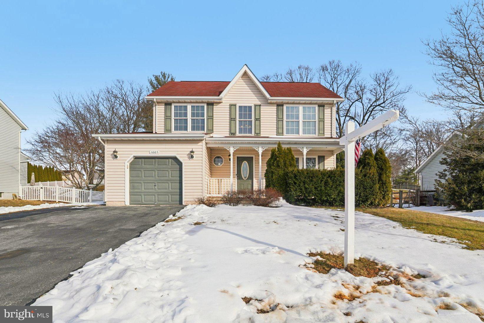 BLUE RIDGE MANOR - Residential