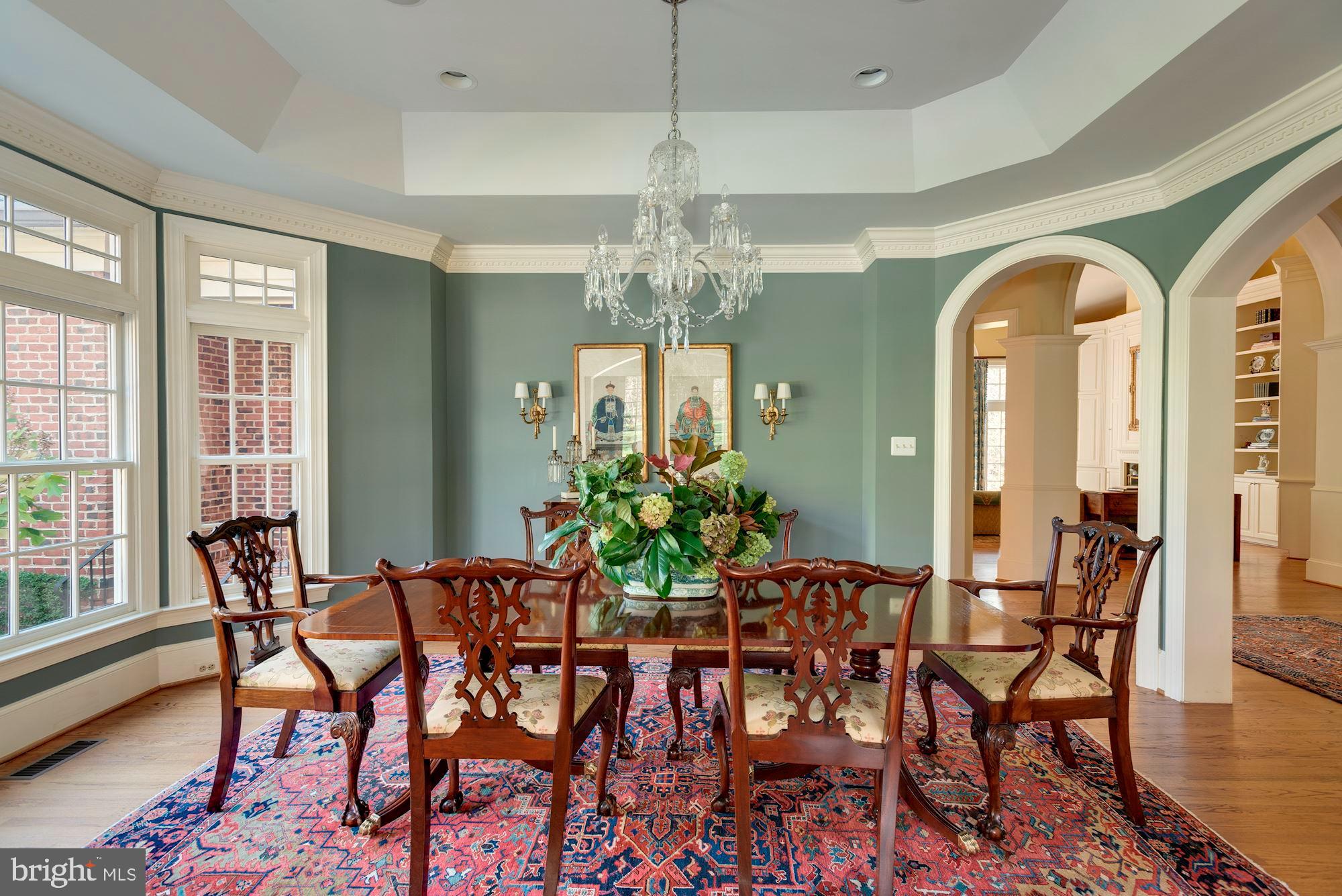 LANGLEY COURT - Residential