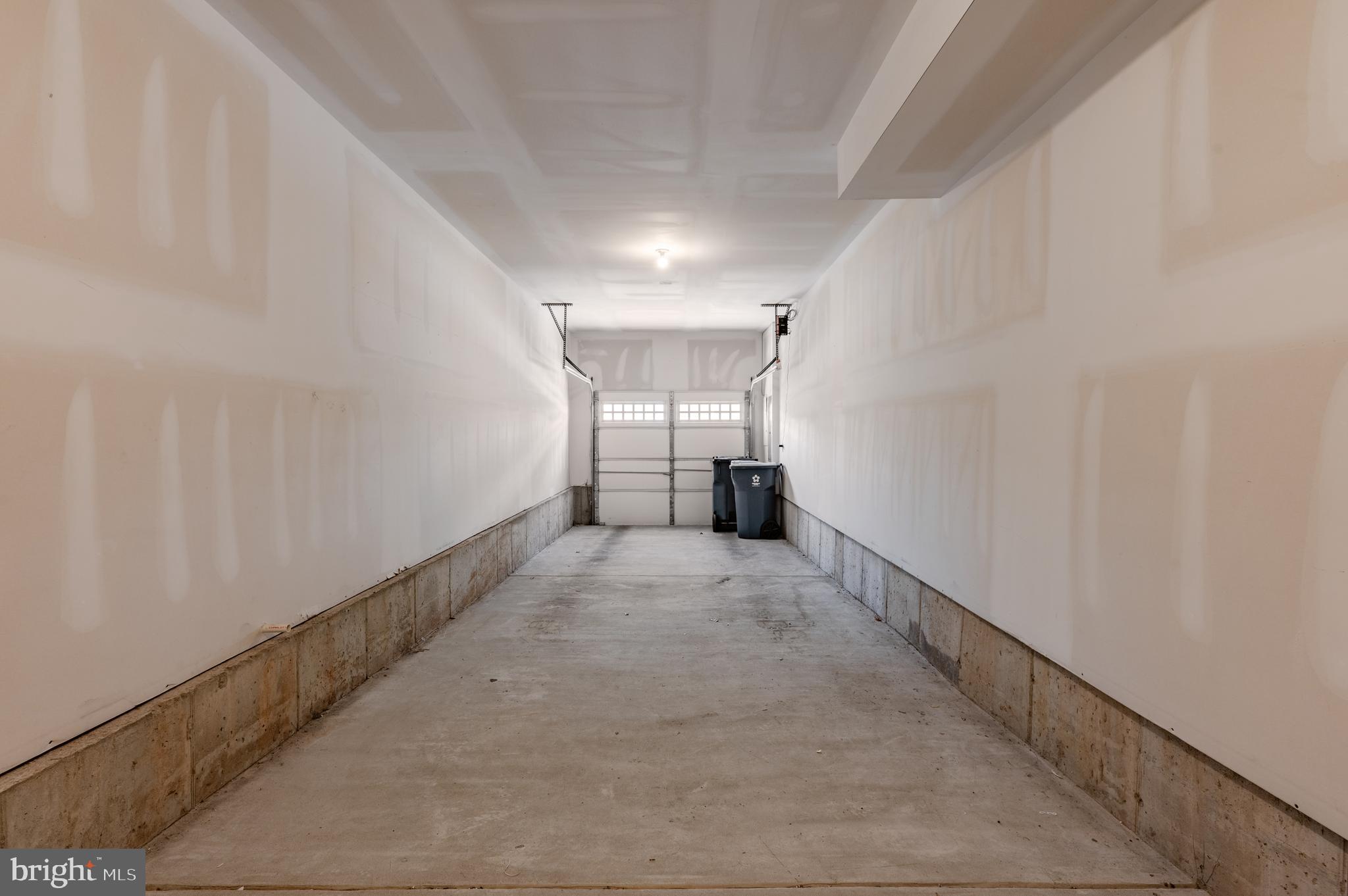 PENN SQ - Residential