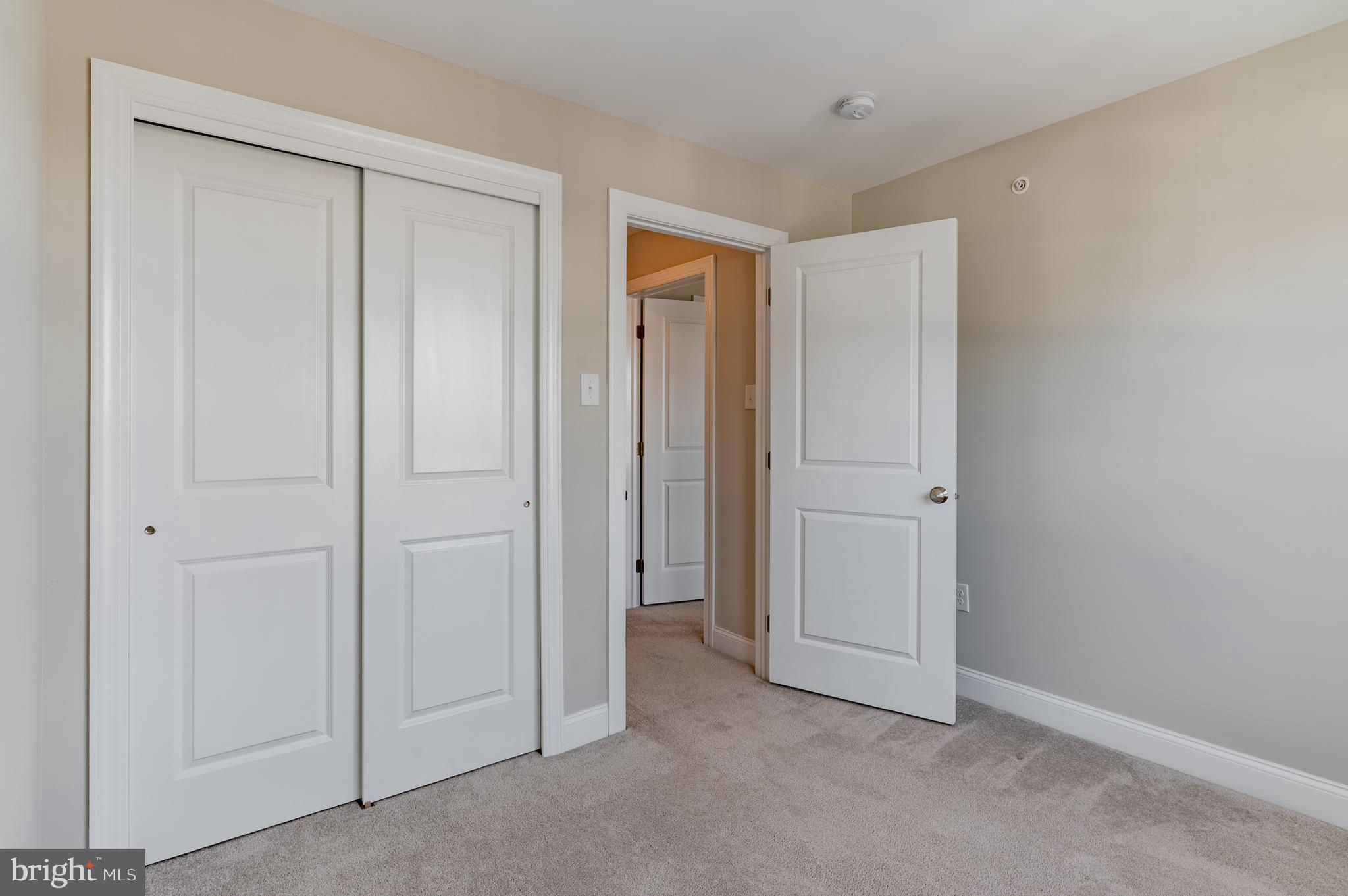 PENN SQ - Residential