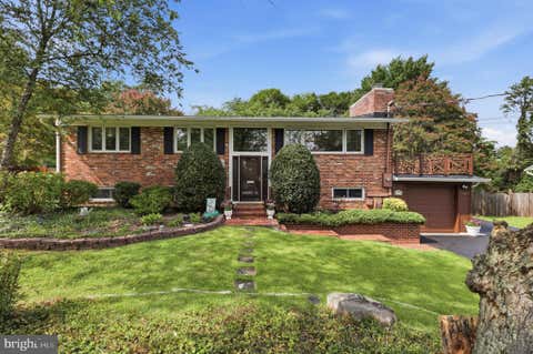Photo of 4107 Watkins Trail, ANNANDALE, VA 22003 (MLS # VAFX2332880)