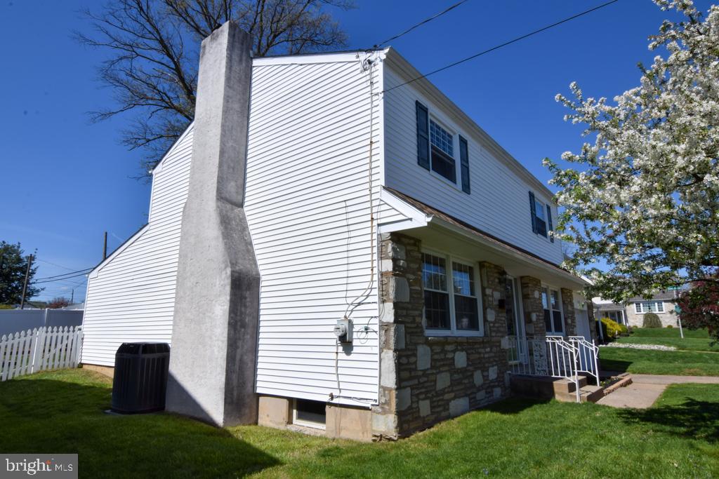 SOMERTON - Residential