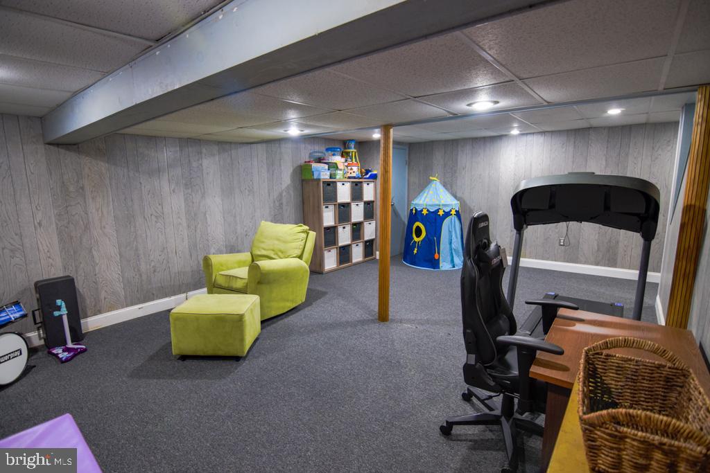 SOMERTON - Residential