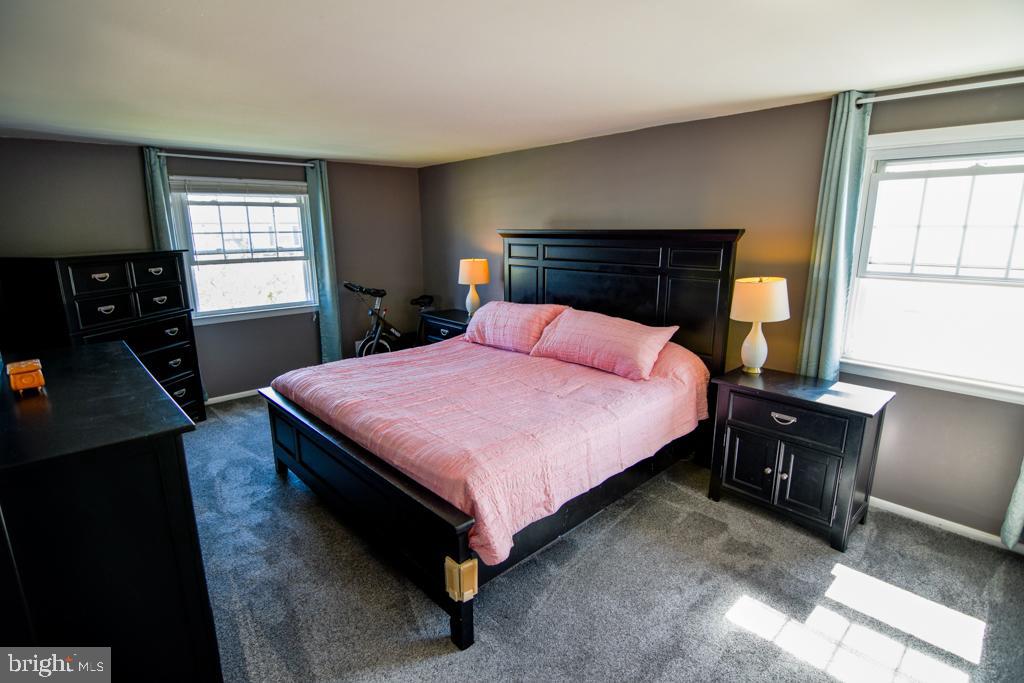 SOMERTON - Residential