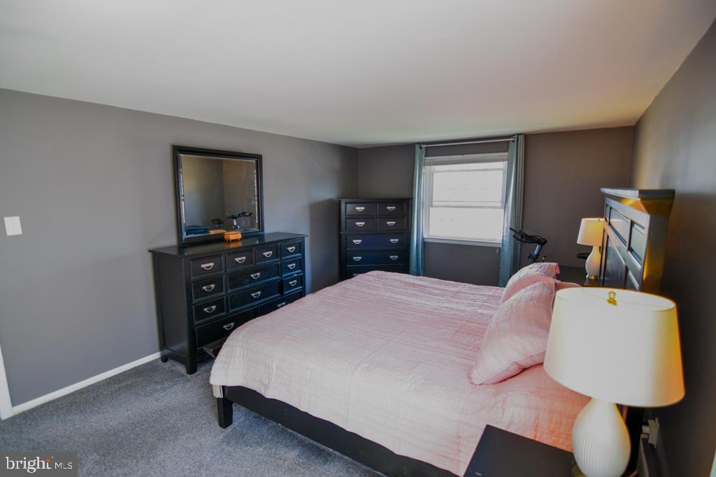 SOMERTON - Residential