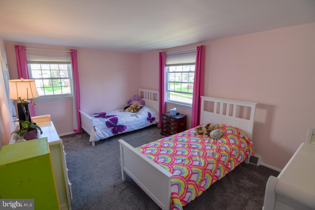 SOMERTON - Residential