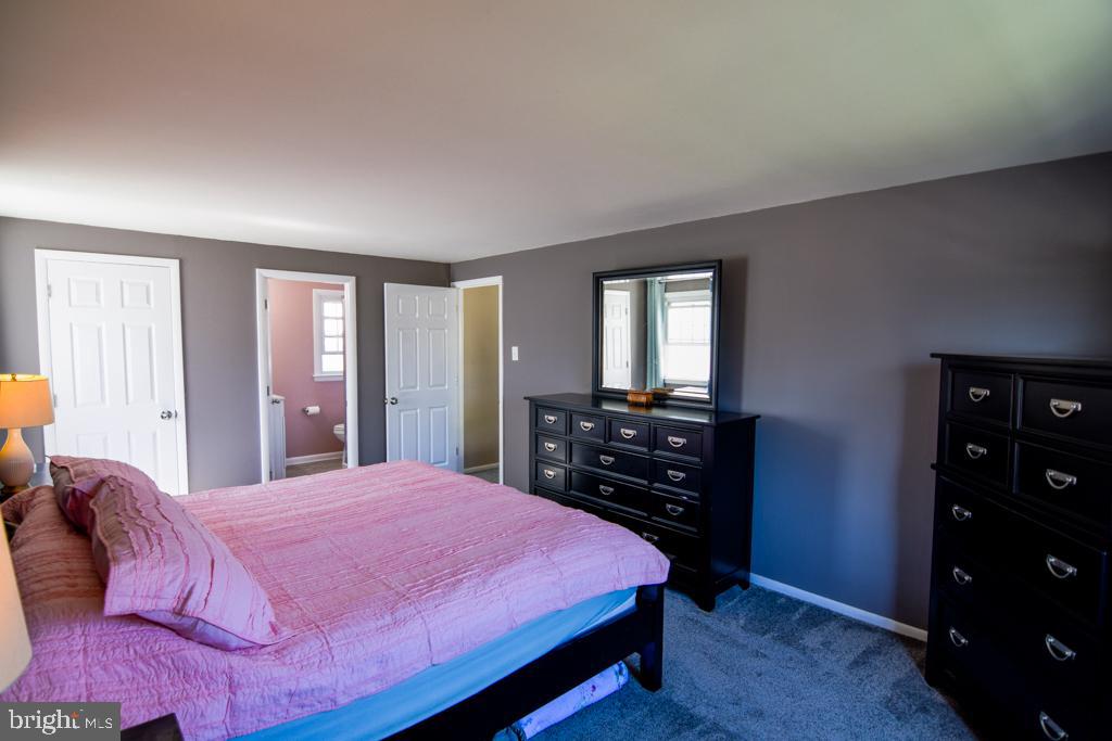 SOMERTON - Residential