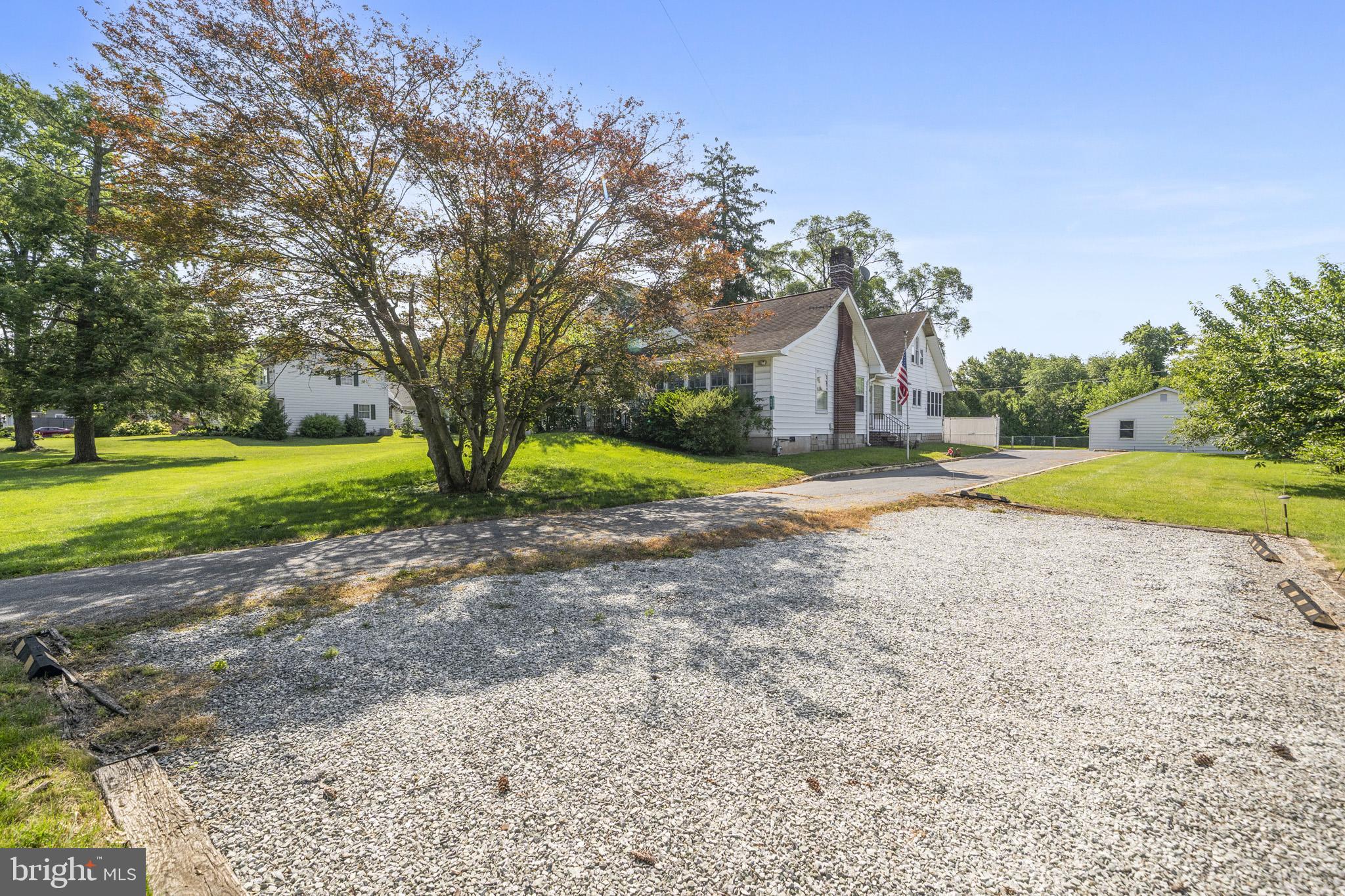 956 FAIRFIELD ROAD