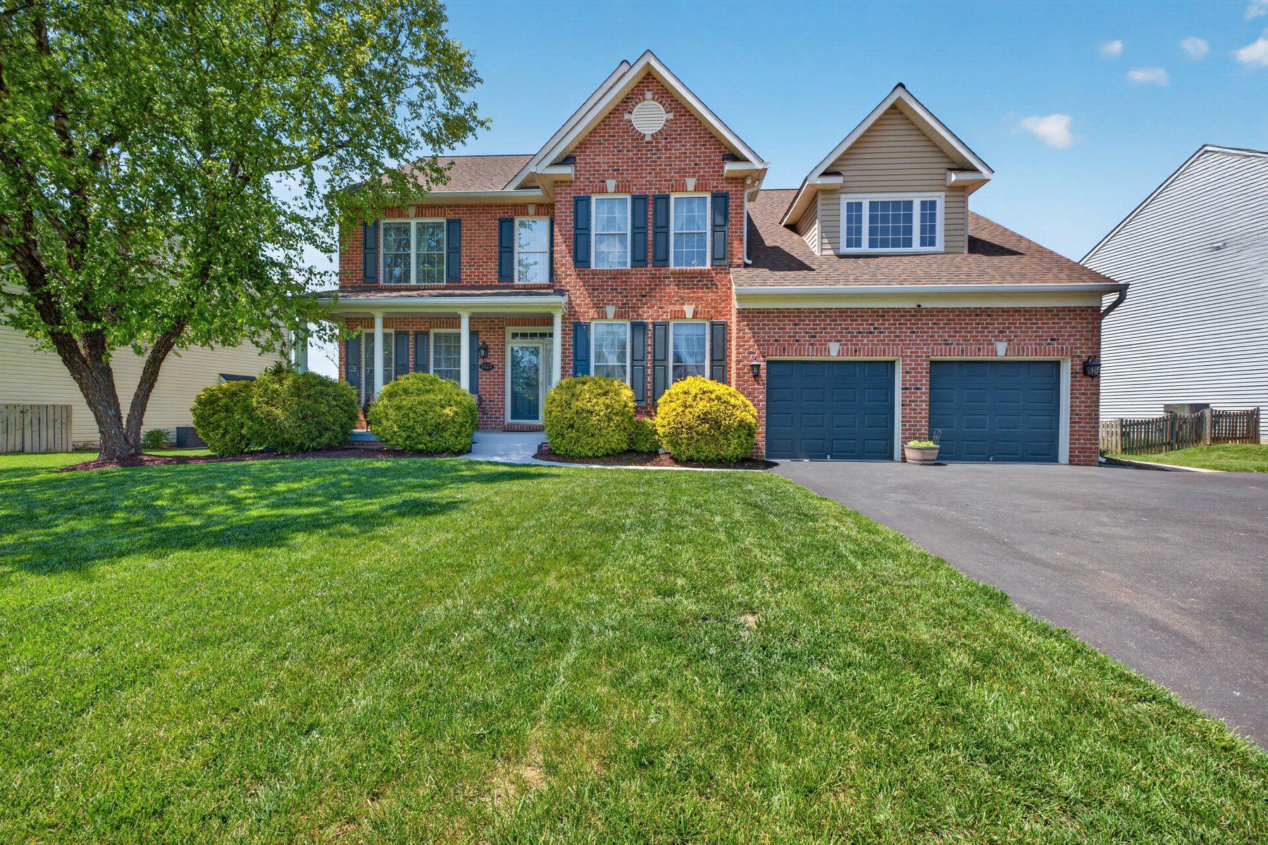 GREEN HILL MANOR - Residential