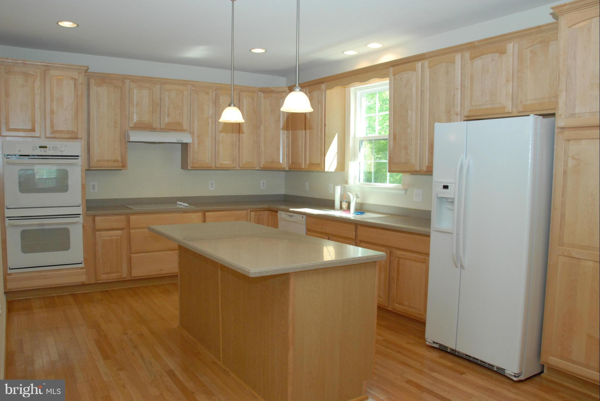 PEMBROOKE - Residential Lease