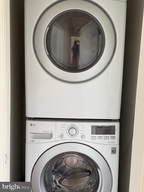 COLLEGE HEIGHTS - Residential Lease