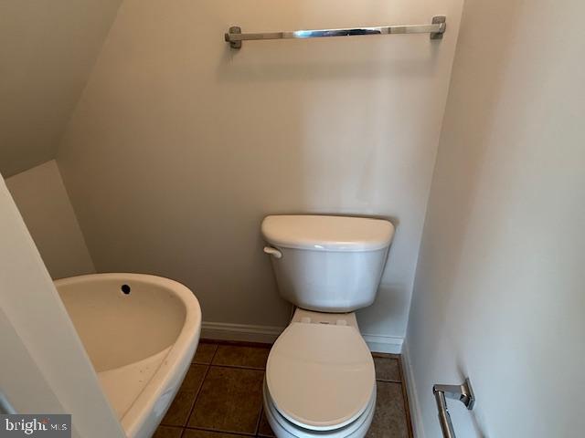 COLLEGE HEIGHTS - Residential Lease