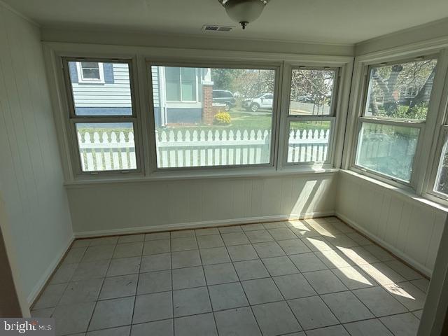 COLLEGE HEIGHTS - Residential Lease