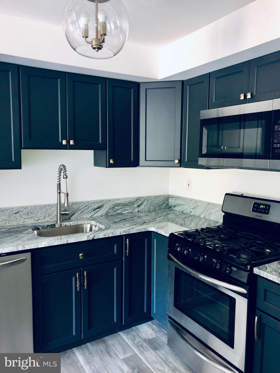 301 TRINITY COURT 10