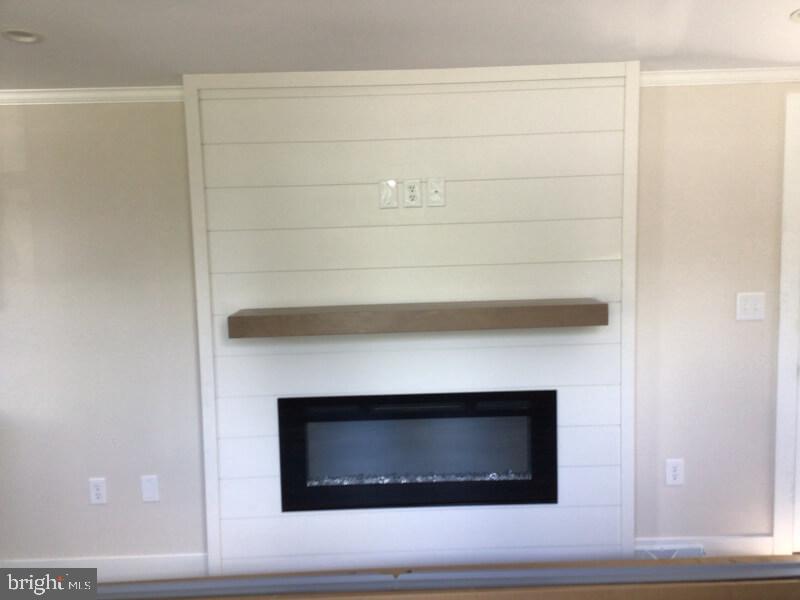 PENNWOOD CROSSING - Residential