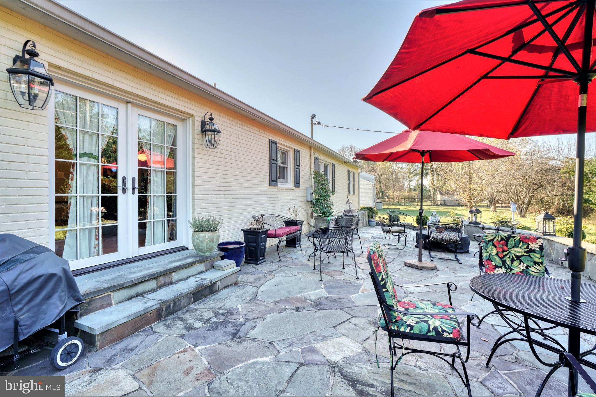 MINE BANK - Residential