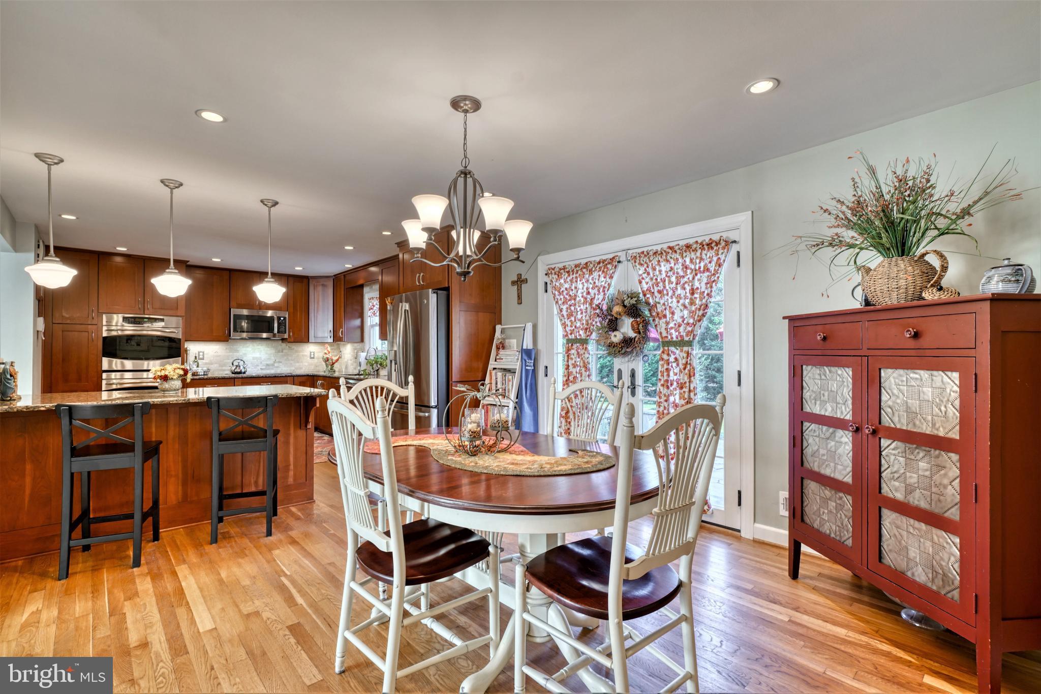 MINE BANK - Residential