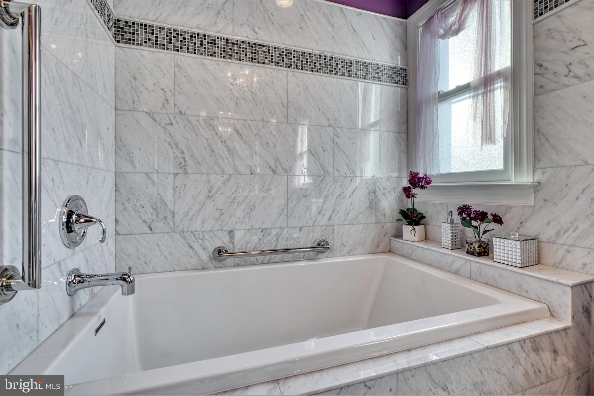 MINE BANK - Residential