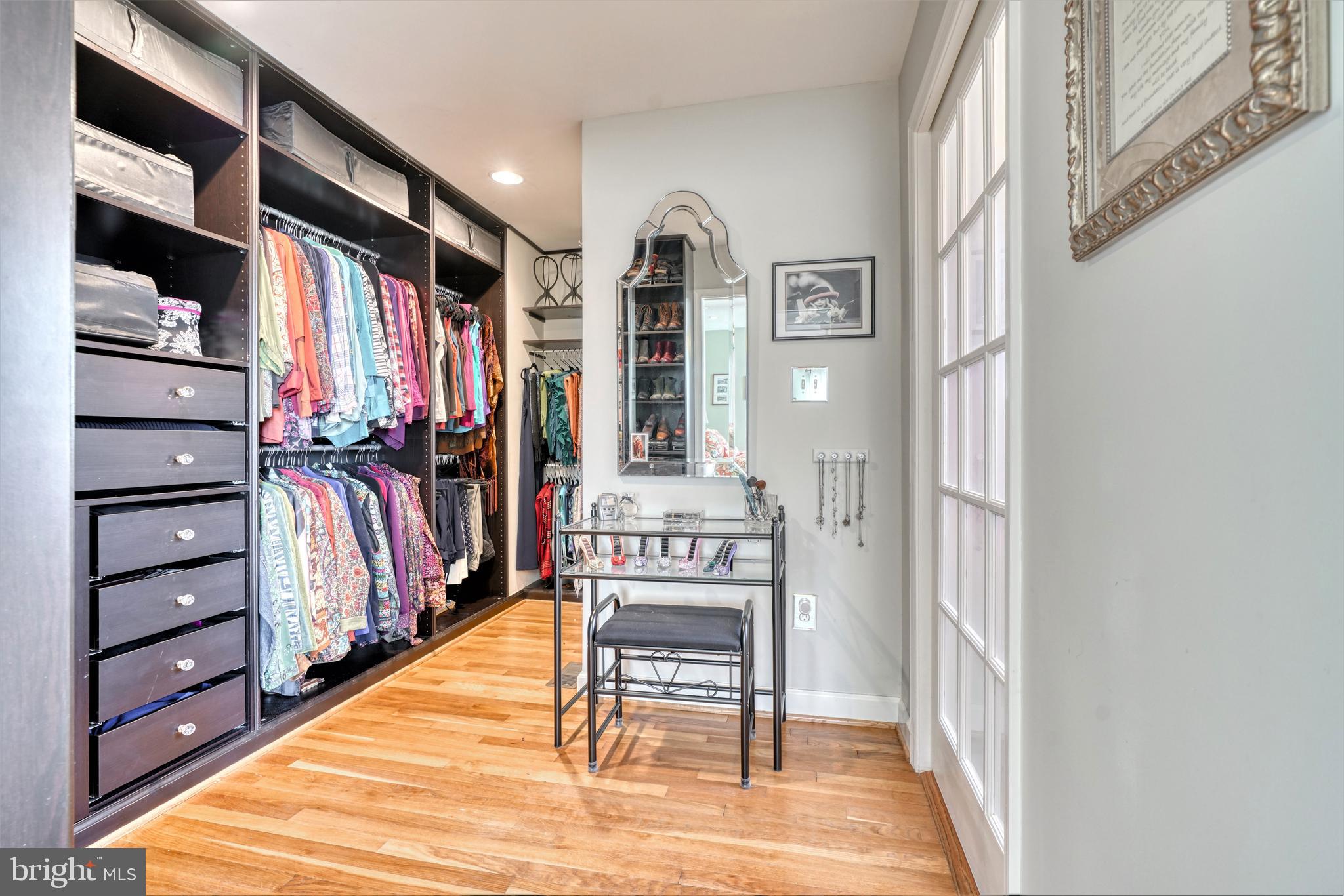 MINE BANK - Residential