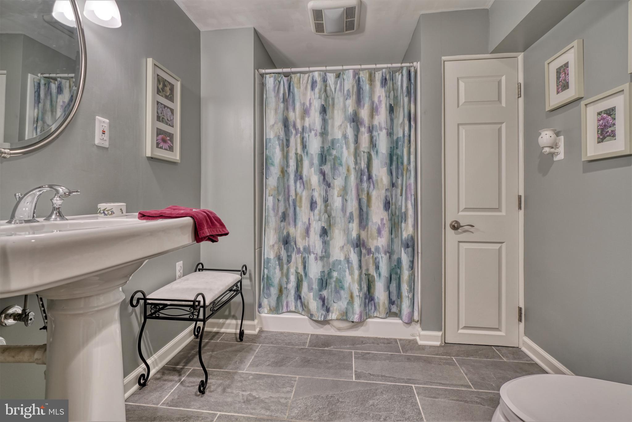 MINE BANK - Residential