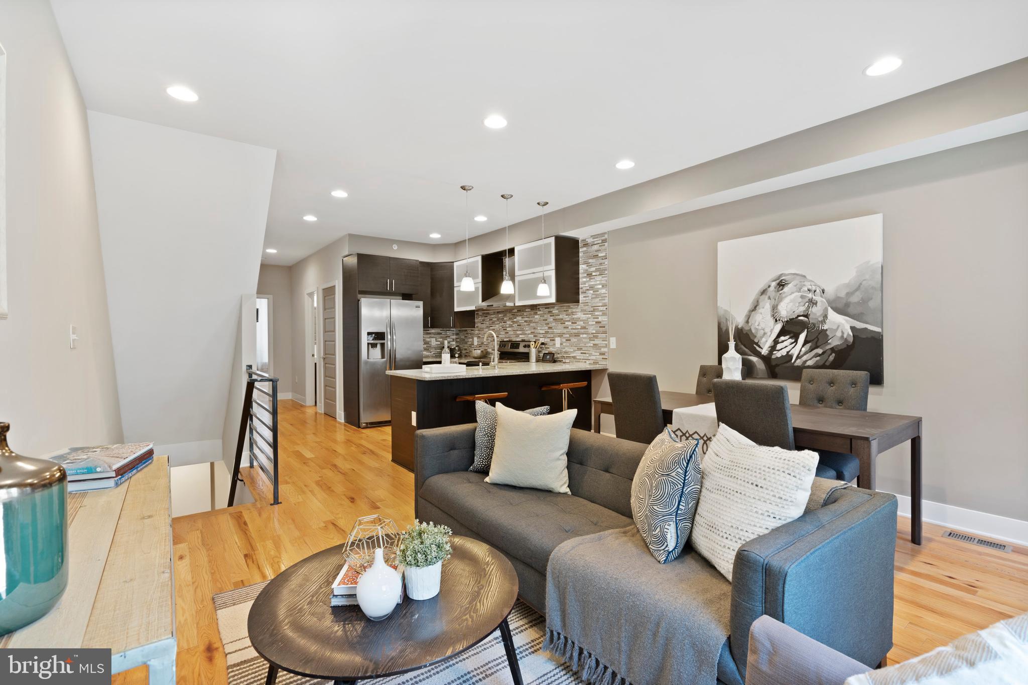 FRANCISVILLE - Residential