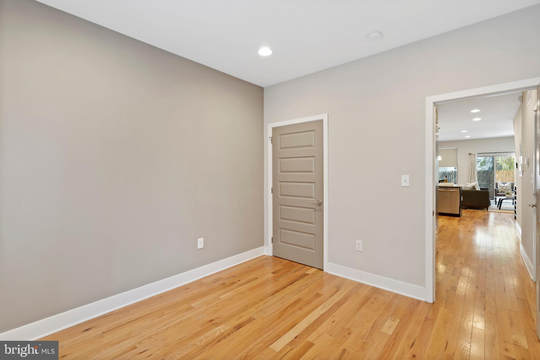 FRANCISVILLE - Residential