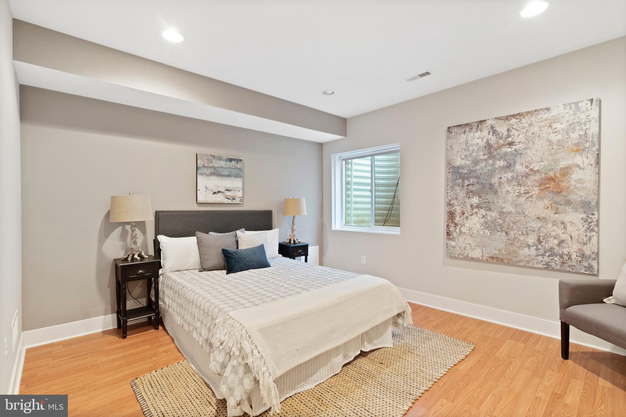 FRANCISVILLE - Residential